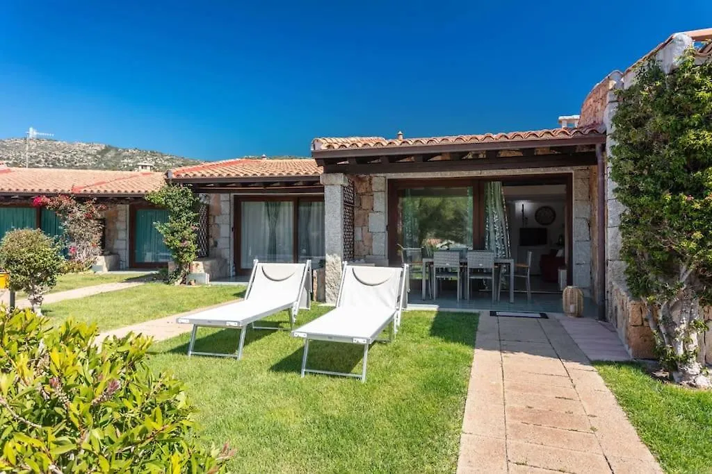 Villetta Nibbaru -Natura E Piscina Condivisa- Nuragheddu Vakantiehuis